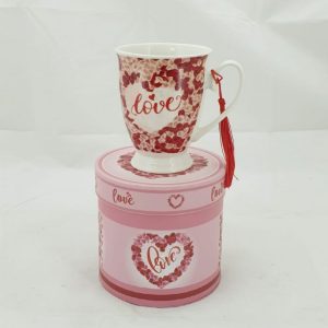 Love Mug in a Round Box